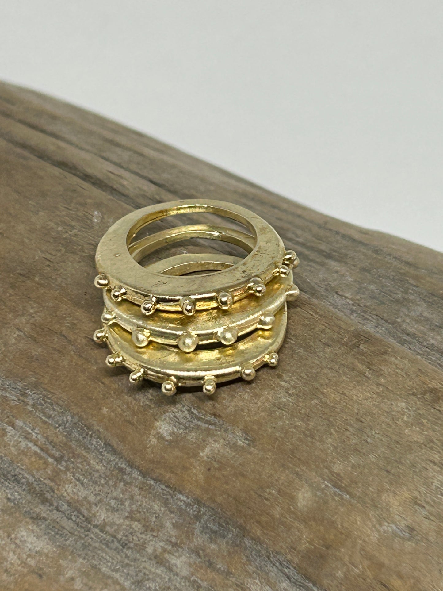 Anillo stack pelotas bronce